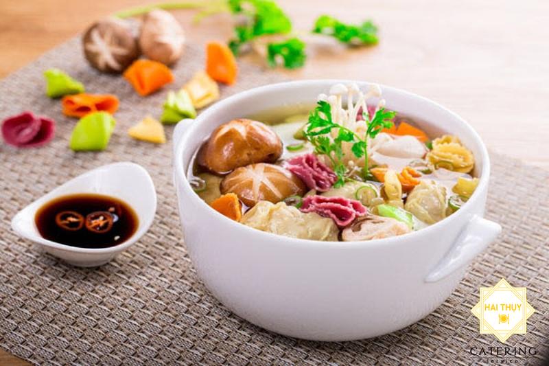 Phương pháp làm "Hoành thánh nước" cực hấp dẫn.